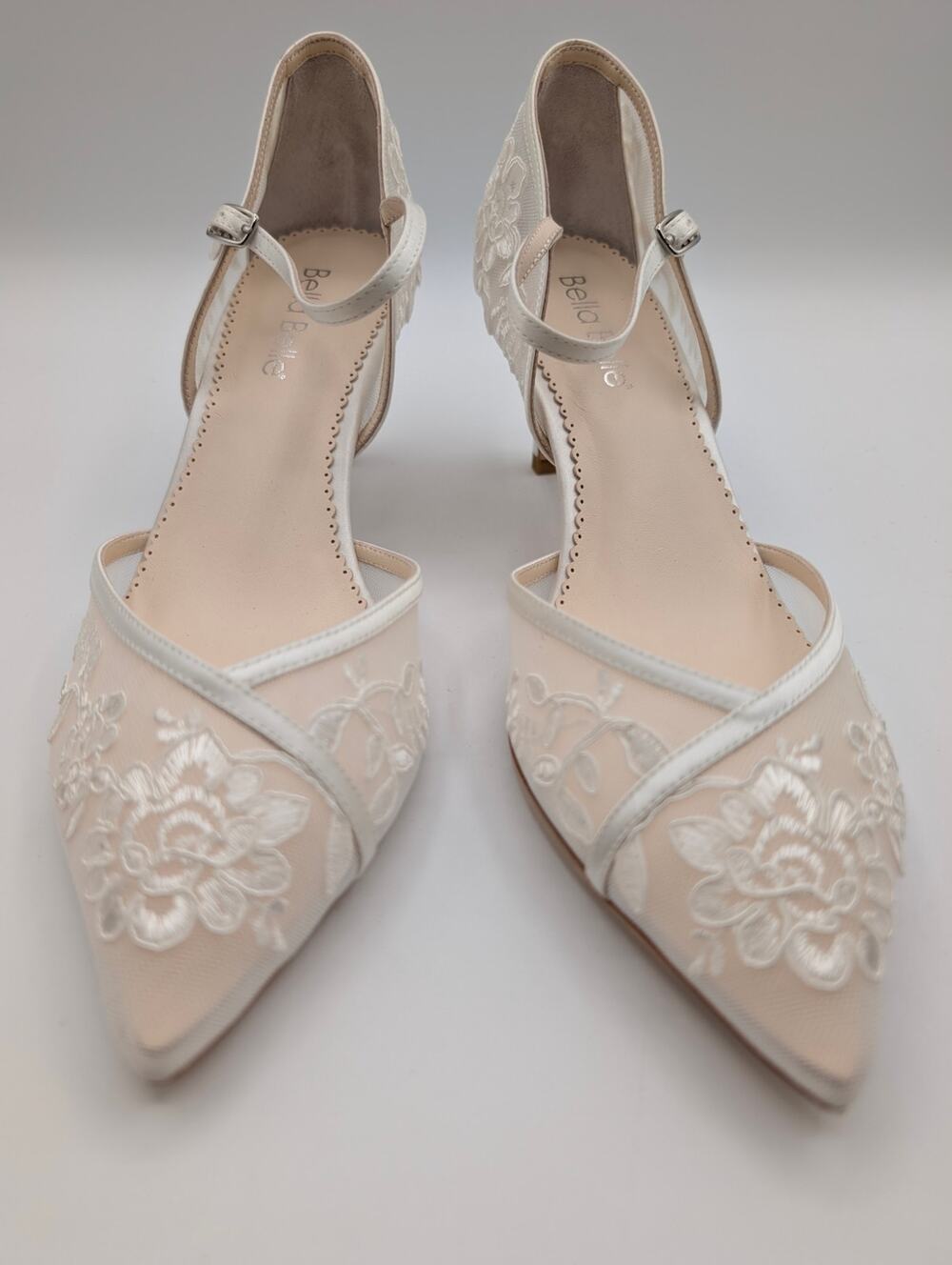 Bella Belle Candice Lace DOrsay Kitten Heels White Ivory Size 9.5